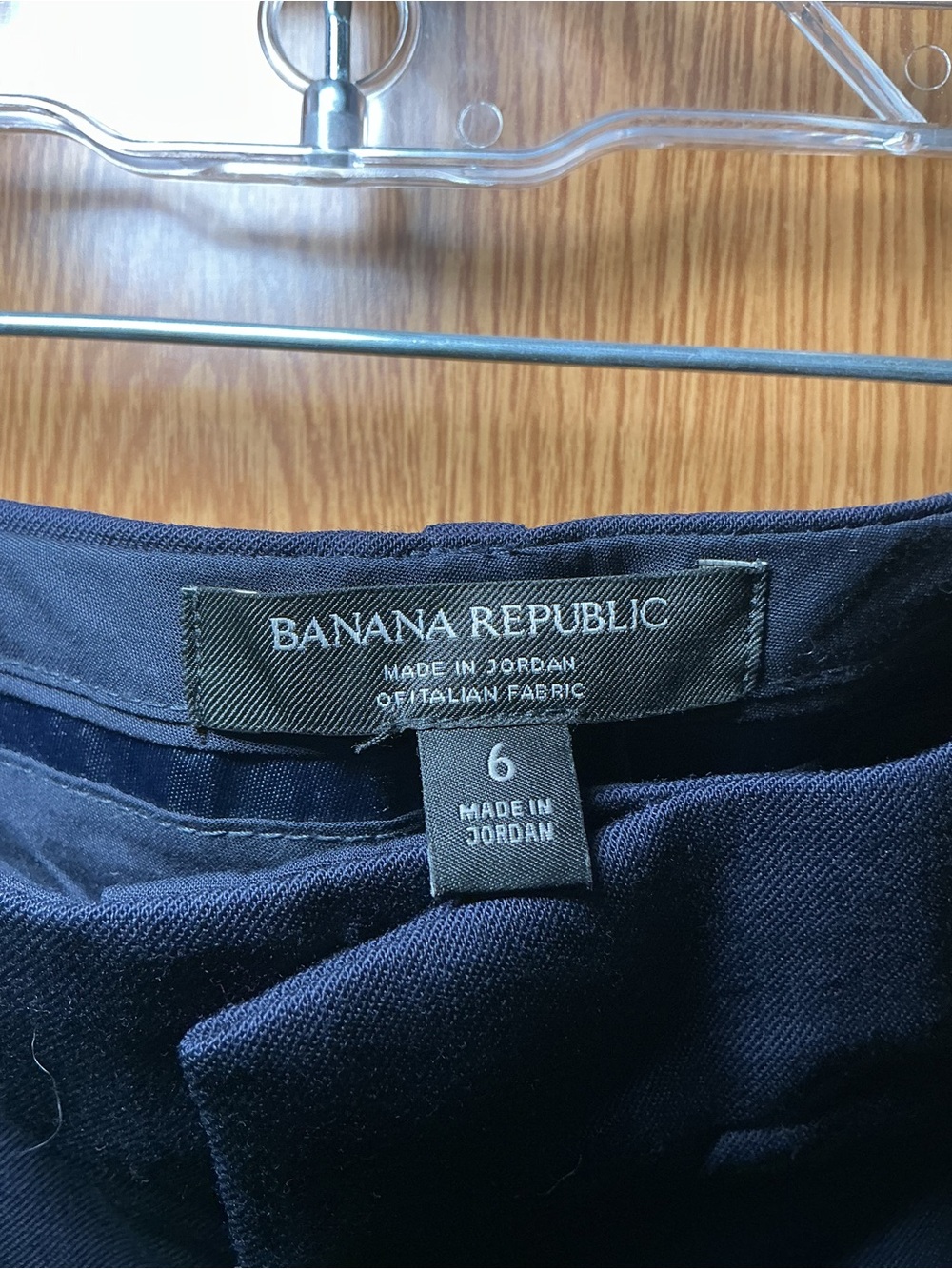 Banana Republic Women's Navy Blue Straight Leg Dress Pants Size 6 Italian Fabric - Picture 3 of 4